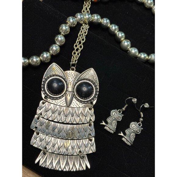 Vintage Silver Owl Pendant Necklace & Earrings Set 18 Chain Articulated Pendant - Picture 4 of 12